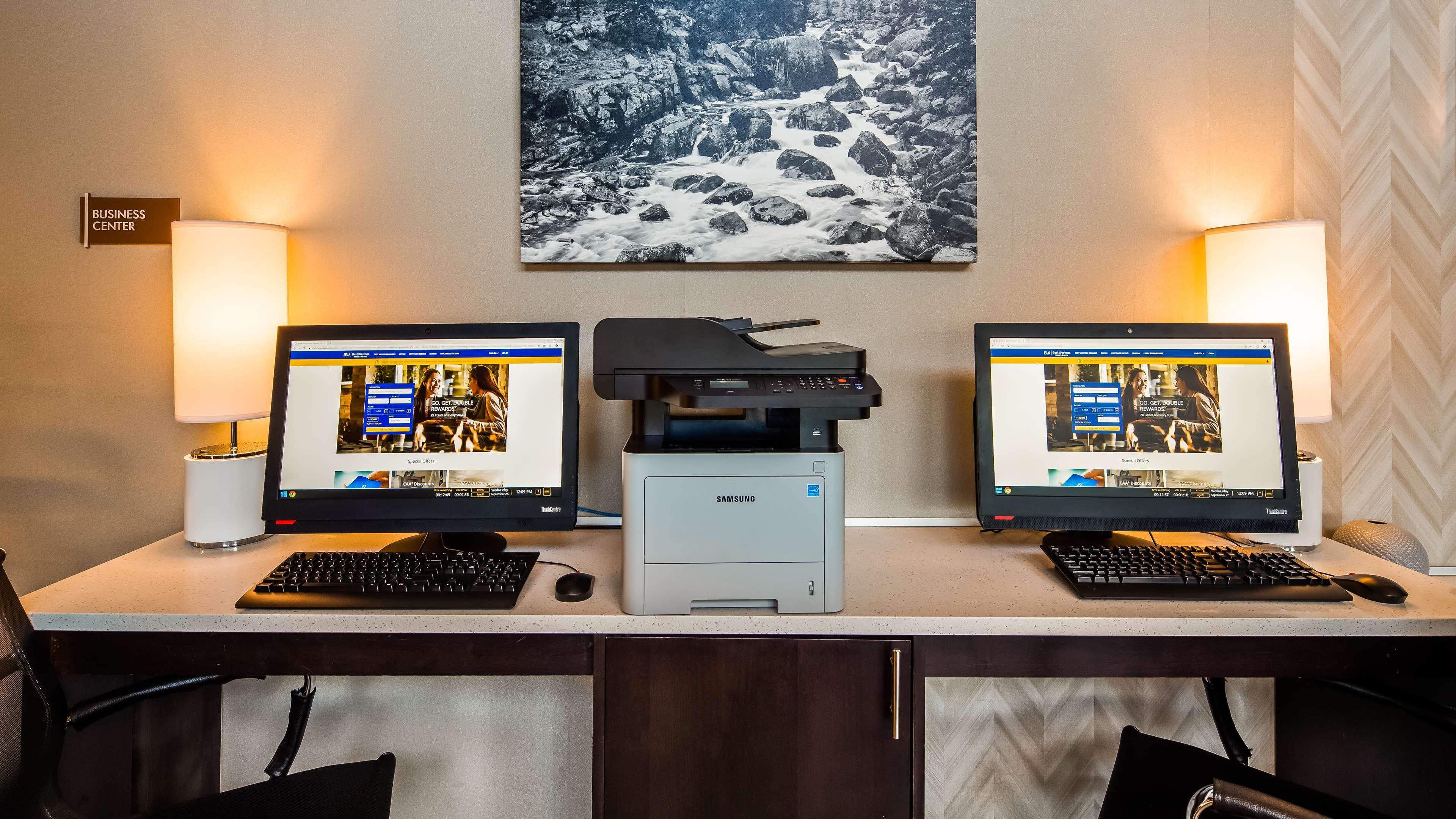 Best Western Plus Wenatchee Downtown Hotel Buitenkant foto