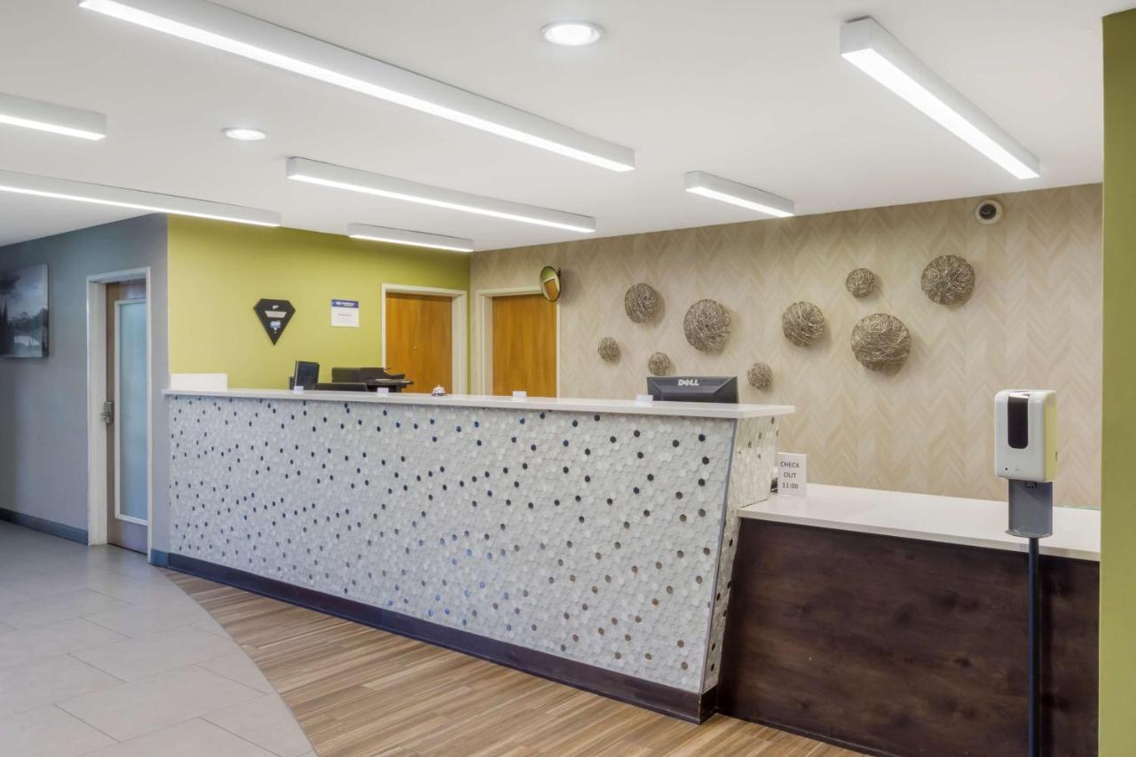 Best Western Plus Wenatchee Downtown Hotel Buitenkant foto