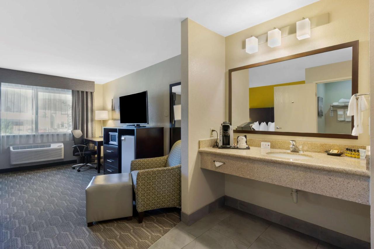 Best Western Plus Wenatchee Downtown Hotel Buitenkant foto